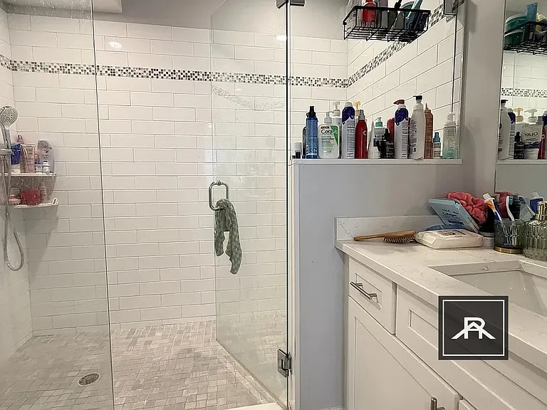 82 N Beacon St #6 — Photo 3