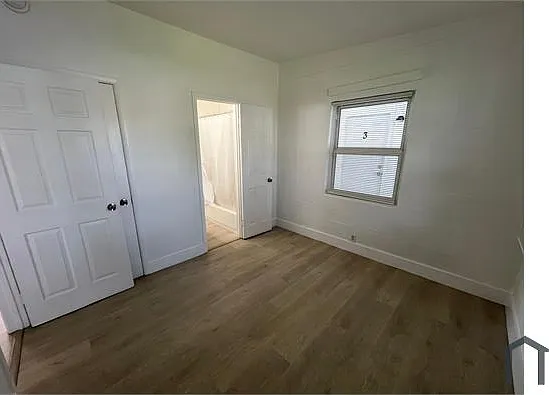 320 NE 13th Ave #5 — Photo 9