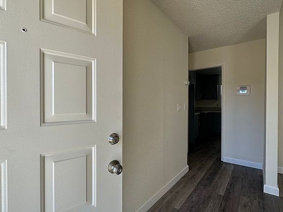 3rd image of 7955 Deer Lake Dr