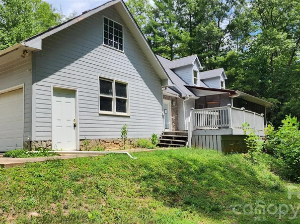 2020 Ada Williams Ln, Lenoir, NC 28645