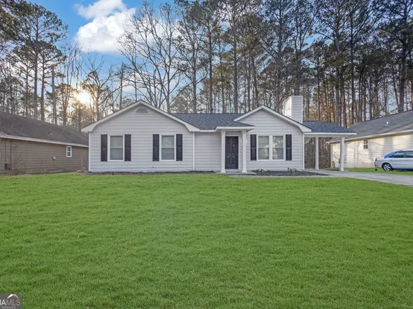 6385 Emerald Pointe Cir, Atlanta, GA 30349