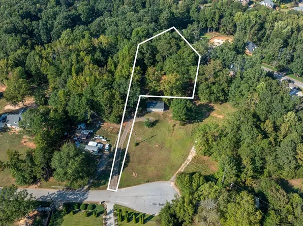 39 Windy Ln, Simpsonville, SC 29681