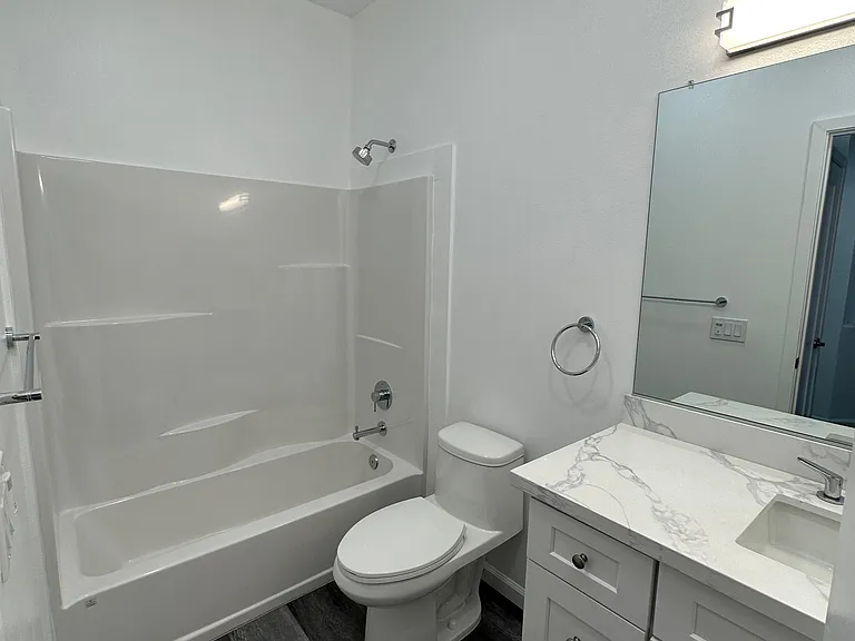 3100 Puesta Del Sol Ct #201 — Photo 3