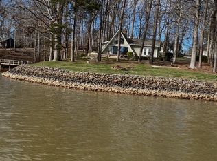 169 Folkstone Rd, Mooresville, NC 28117