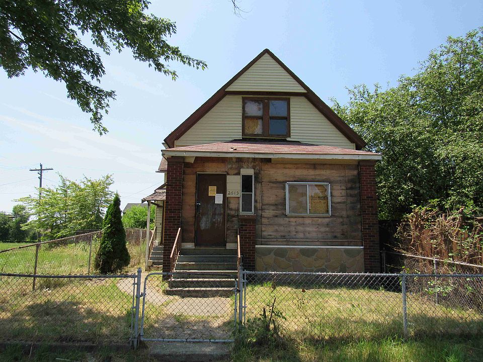 2615 Elmwood