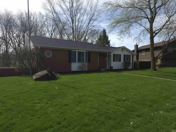 16 Colony Way, Gas City, IN 46933