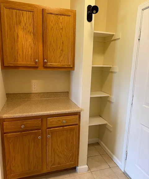 355 Channing Dr — Photo 7