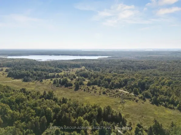 124 Doyle Rd, Kawartha Lakes, ON K0M 2B0