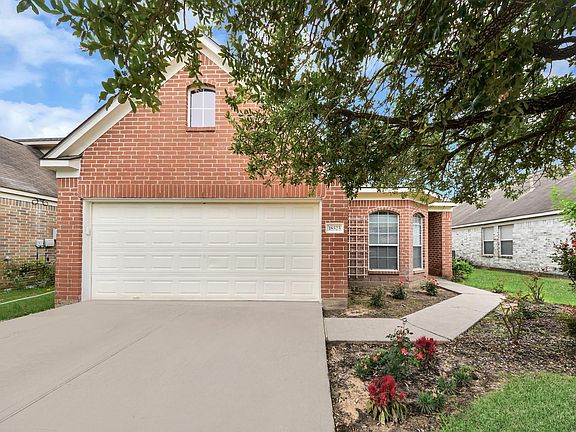 2nd image of 18523 Alemarble Oak St