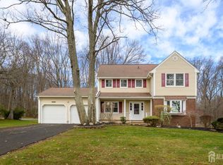 11 Navajo Rd, East Brunswick, NJ 08816