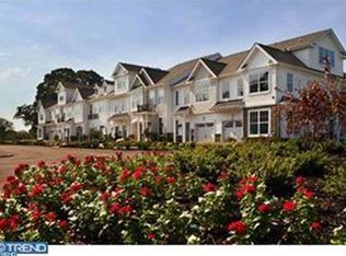 58 Old Cedarbrook Rd, Wyncote, PA 19095