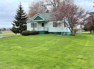 6242 S Three Mile Rd, Bay City, MI 48706