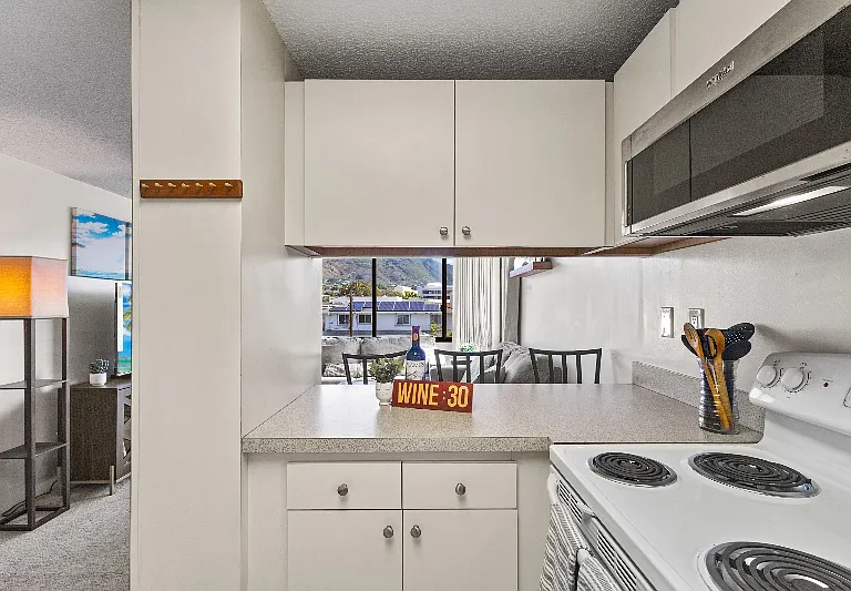 909 Coolidge St #301 — Photo 8