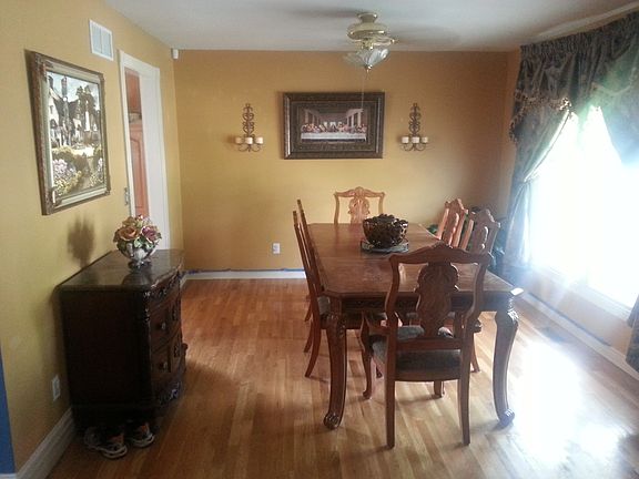 2nd image of 841 SW Harvest Dr