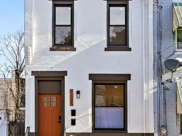 1321 W Somerset St, Philadelphia, PA 19132