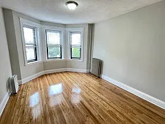 1 bed, 1.0 bath, 580 sqft, $2,475 — Photo 2