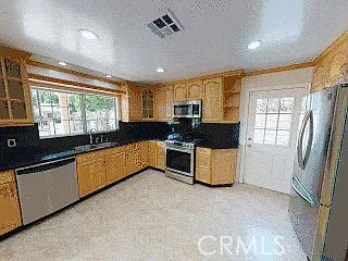 6508 Mammoth Ave — Photo 14