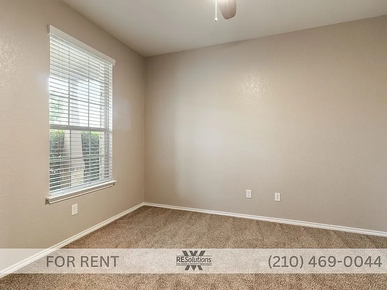 12919 Limestone Way — Photo 33