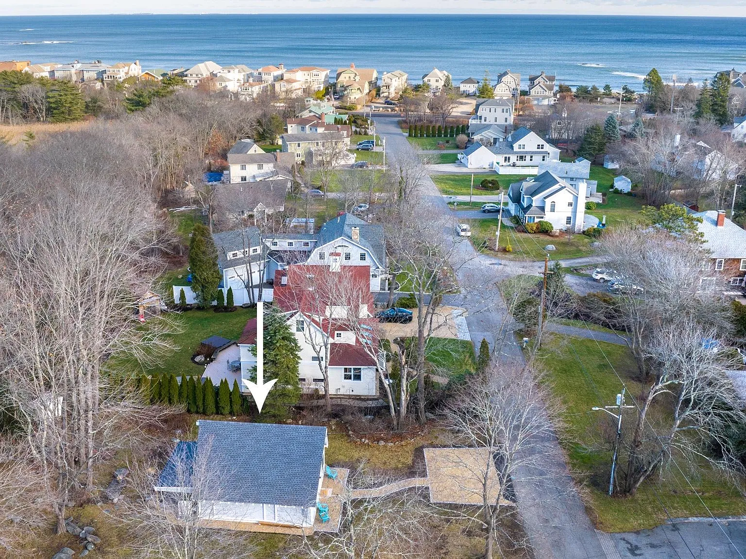 50 Briar Rd — Photo 1