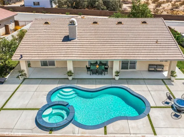 67944 Nicole Ct, Desert Hot Springs, CA 92240