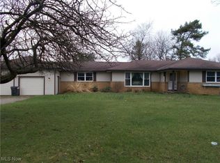 10574 Kinsman Rd, Newbury, OH 44065