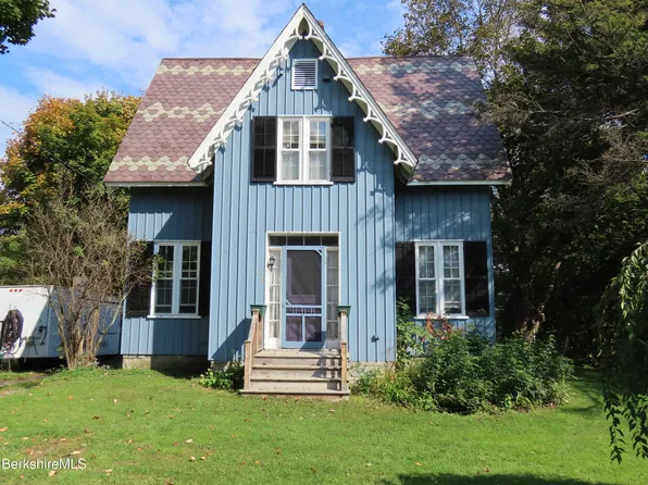 127 Depot St, Cheshire, MA 01225