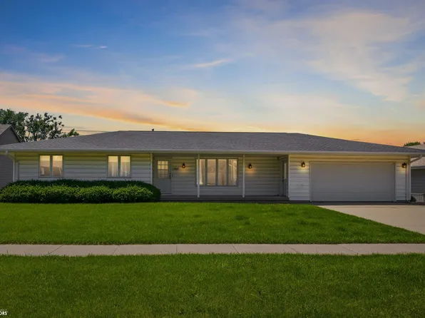 1507 S 5th St, Marshalltown, IA 50158