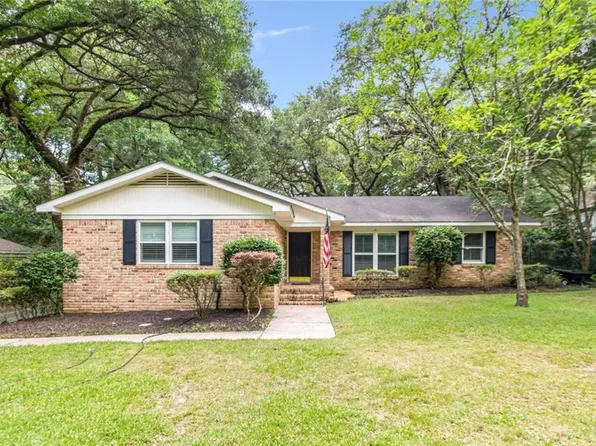 3909 Hillcrest Ln, Mobile, AL 36693