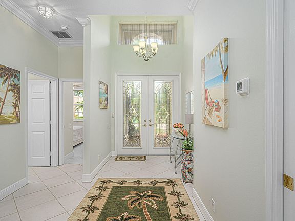 4th image of 419 Sunview Way Way