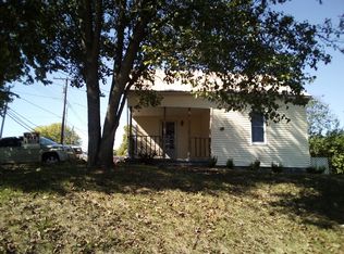 349 E High St, Circleville, OH 43113