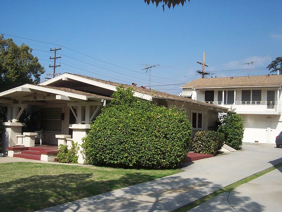 House plus 3 apts.