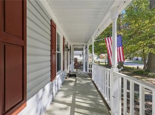 1021 Grantham Ln, Chesapeake, VA 23322