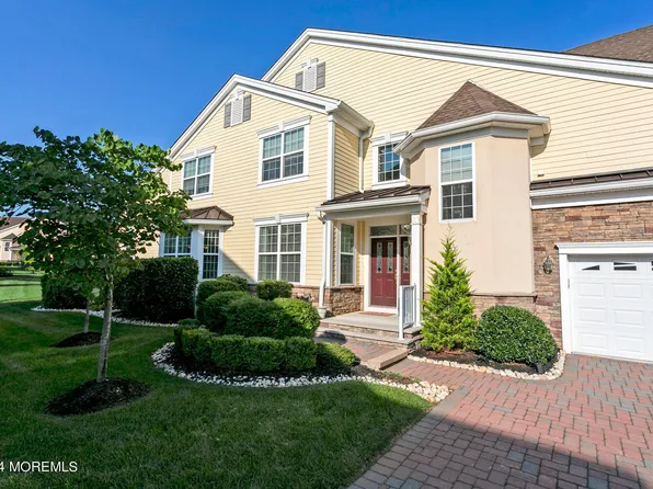 7 Rebecca Ann Court, Tinton Falls, NJ 07724