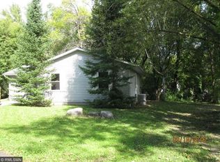 29985 Nathan Ct, Lindstrom, MN 55045