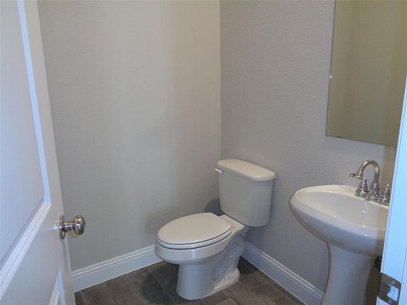 5th image of 6165 Blythe Dr