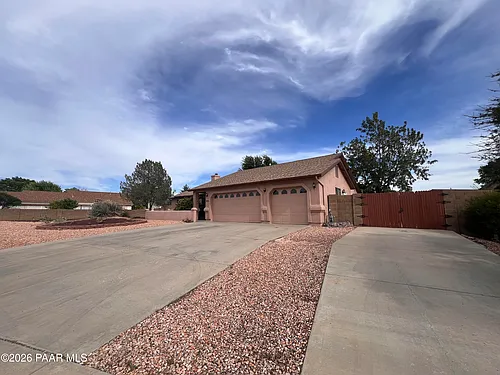 7451 Granite Photo 1