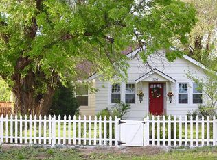 320 Country Club Rd, Fort Collins, CO 80524