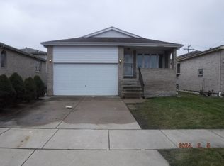 1051 Lucas St, Calumet City, IL