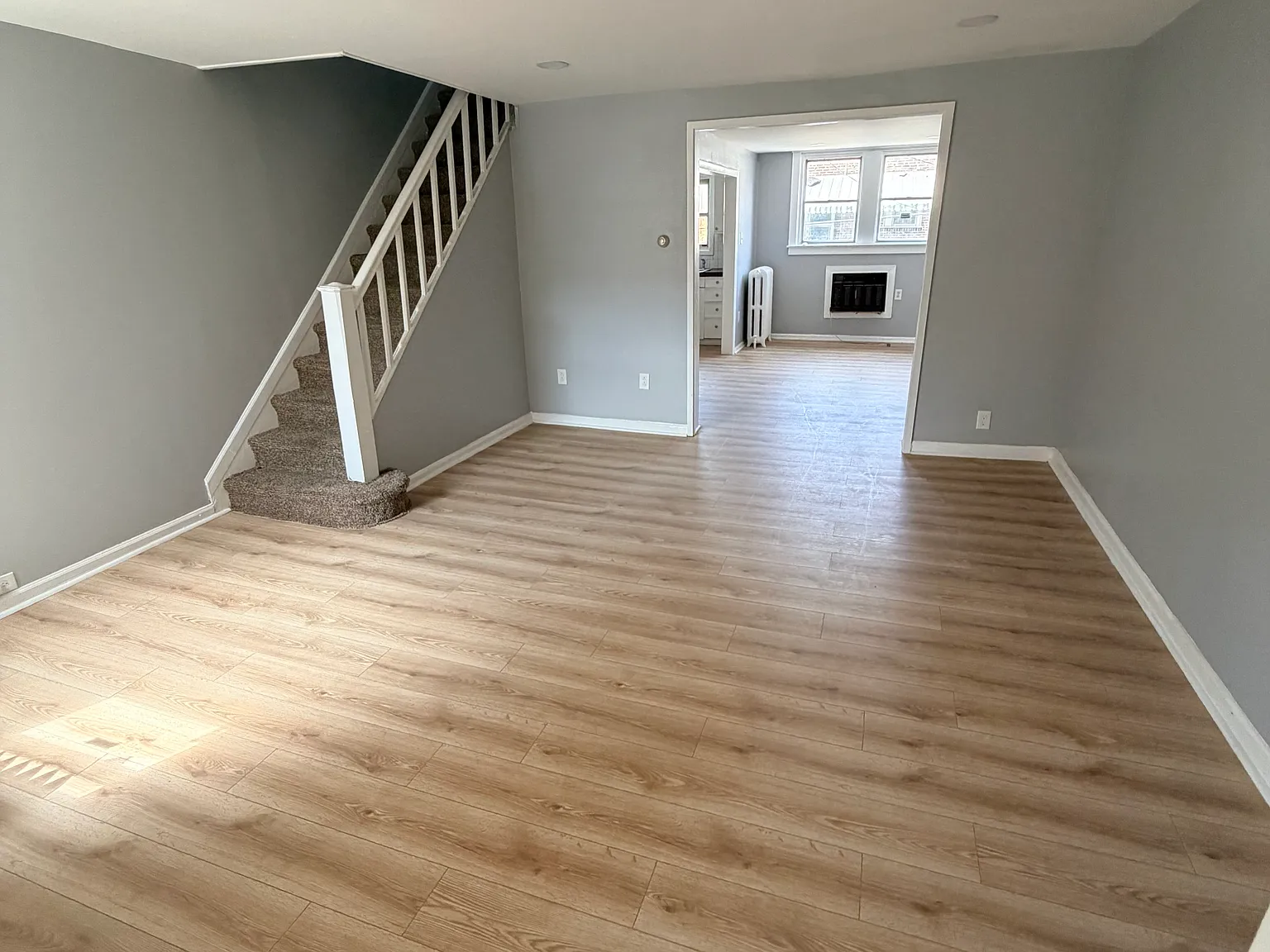 3 bed, 1107 sqft, $1,595 — Photo 2