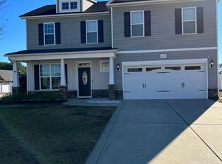 121 Sedgefield Dr, Raeford, NC 28376