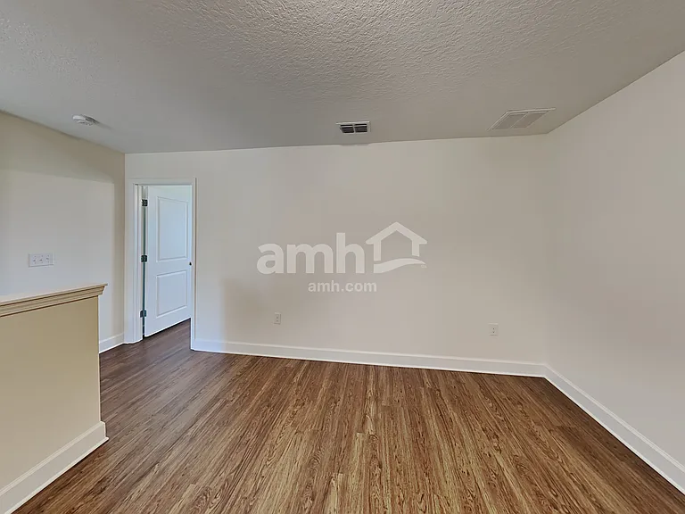 4622 Reisswood Loop — Photo 7