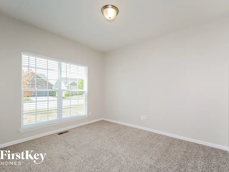 476 Timber Valley Trl — Photo 11