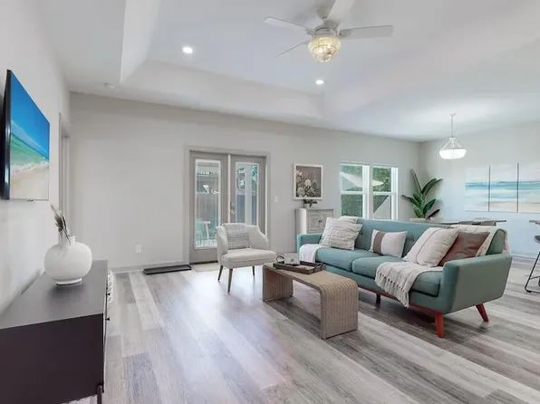 21403 Hilltop Ave, Panama City Beach, FL 32413