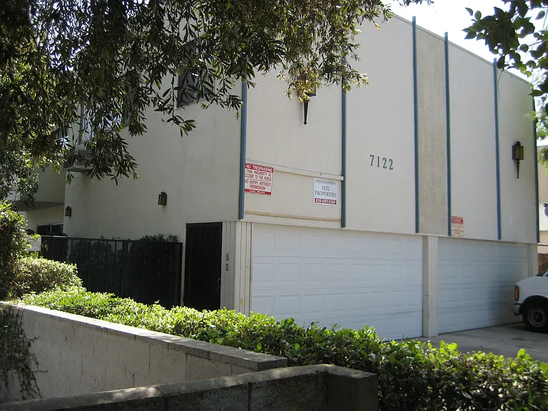 7122 Jordan Ave #4 — Photo 1
