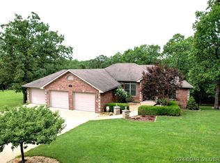 2027 Golden Glade Trl, Osage Beach, MO 65065