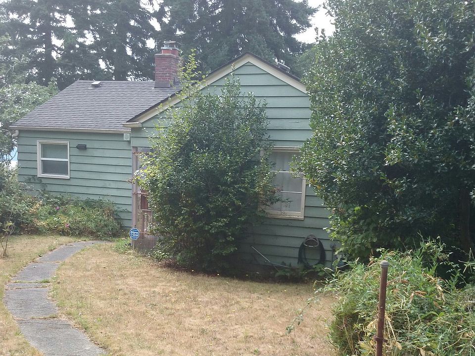 2nd image of 8603 39th Ave SW