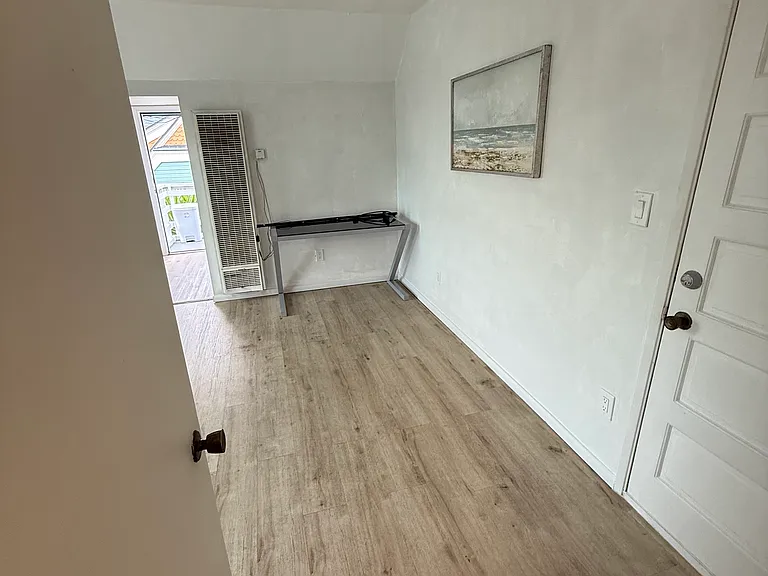 2247 Brant St #2 — Photo 24