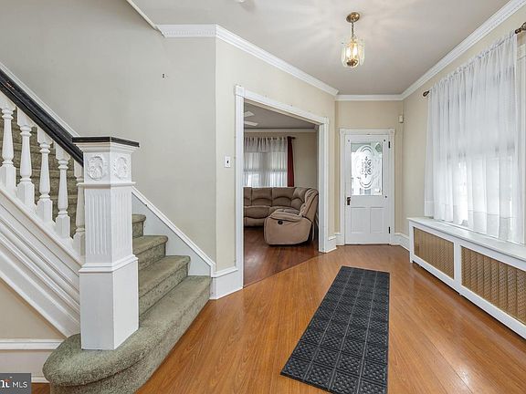 5th image of 117 Garfield Ave