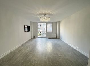 350 W 50th St APT 3EE, New York, NY 10019