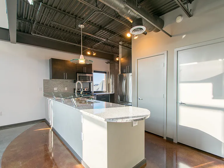 3110 Thomas Ave #502 — Photo 4